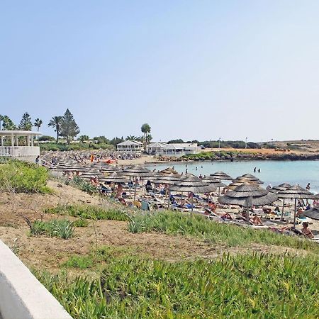 Villa Napa View Айя Напа Екстериор снимка
