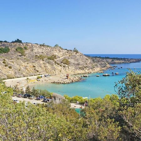 Villa Napa View Айя Напа Екстериор снимка