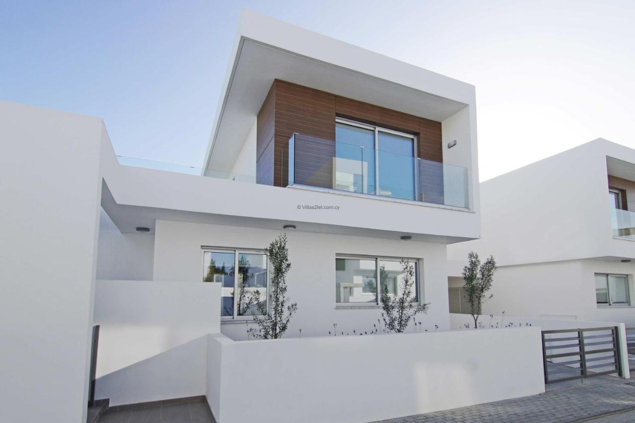 Villa Napa View Айя Напа Екстериор снимка